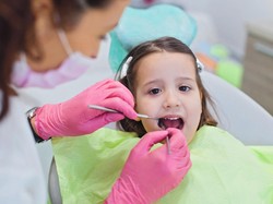 Manfaat Periksa Gigi Secara Rutin