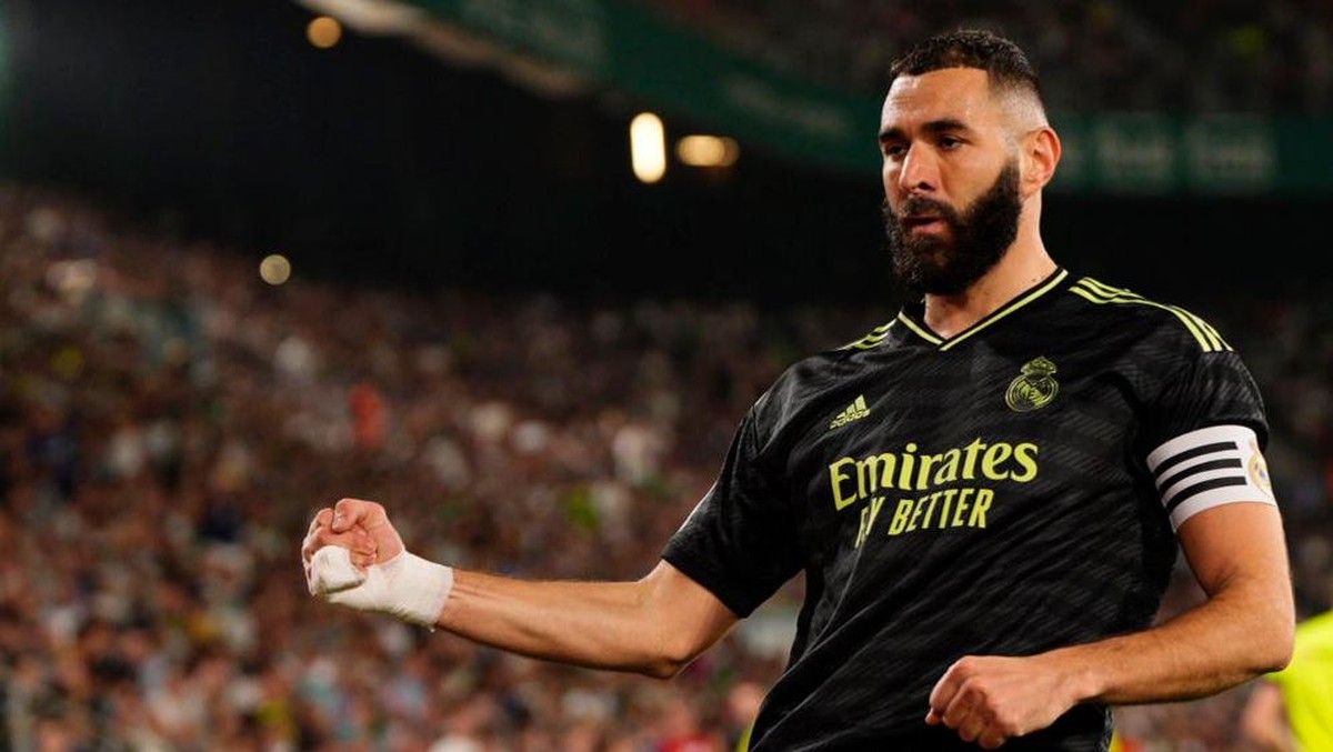 Karim Benzema tak merasa levelnya ada di atas Zinedine Zidane dan Cristiano Ronaldo (Foto: NurPhoto via Getty Images/NurPhoto)