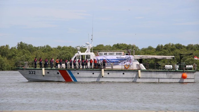 KSU Belawan mempersiapkan langkah untuk mengatasi kondisi kebakaran di tengah  laut