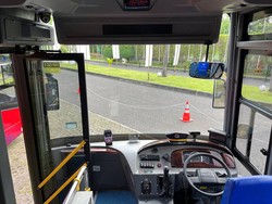 Pentingnya Teknologi Blind Spot Detection di Transportasi Umum