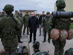 Tanda Tanya Putin Ganti Komandan Tertinggi Rusia di Ukraina