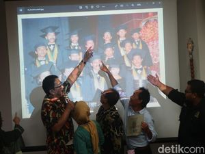 Teman Seangkatan Jokowi Tunjukkan Momen Wisuda Fakultas Kehutanan 1985