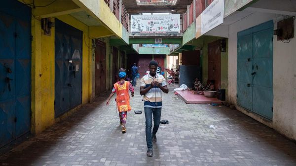 Pedagang di Ghana Ramai-ramai Tutup Toko Gegara Inflasi Menggila