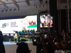 Didampingi JK dan Airlangga, Jokowi Hadiri Acara Puncak HUT Golkar