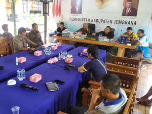 Sayembara! Temukan Perusak Hutan, Bupati Jembrana Beri Rp 2 Juta Sayembara! Temukan Perusak Hutan, Bupati Jembrana Beri Rp 2 Juta