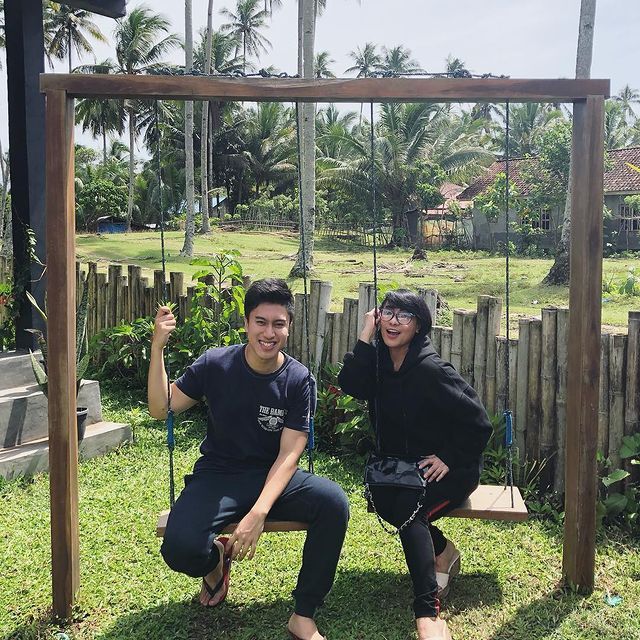 Sangun Ragahdo dan Yayuk Suseno Sangun Ragahdo dan Yayuk Suseno