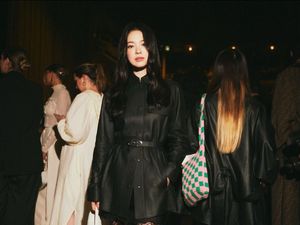 7 Foto Terbaru Song Hye Kyo Tampilkan Kecantikan Alami, Pakai Makeup Tipis