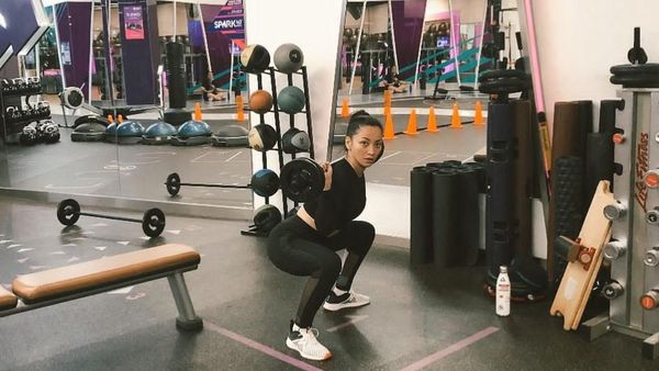 Ternyata Ini Rahasia Hesti Purwadinata yang Selalu Tampil Bugar dan Energik