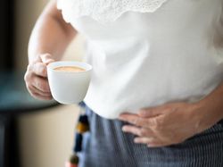 5 Tips Minum Kopi yang Aman Agar Tak Picu Asam Lambung
