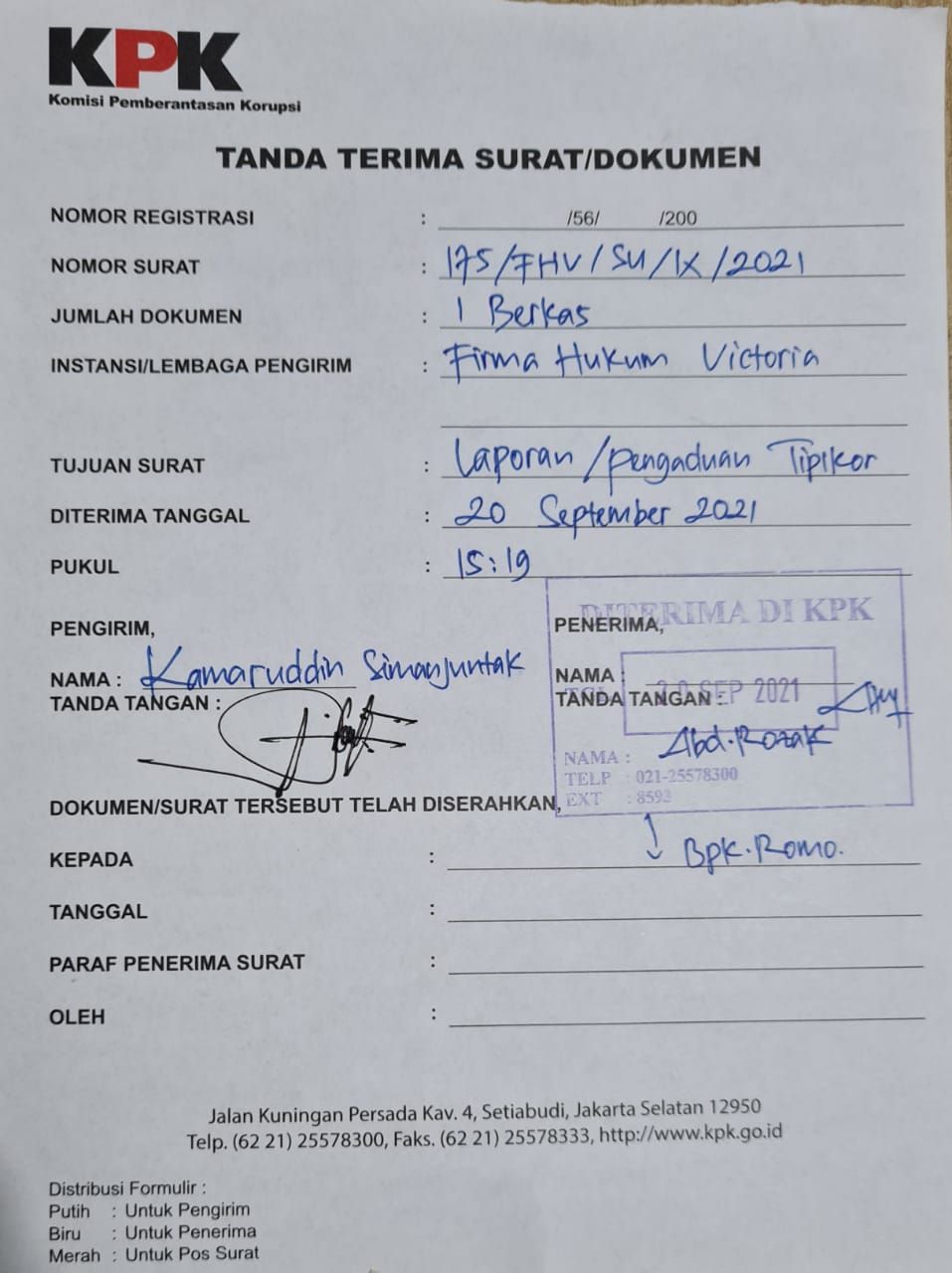 Dokumen yang ditunjukkan Kamaruddin Simanjuntak, yang tidak terima laporannya ke KPK dicap hoax. (Dok Kamaruddin Simanjuntak)