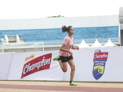 SMPN 4 Wonosari Catat Waktu Tercepat Penyisihan Lari 800 Meter