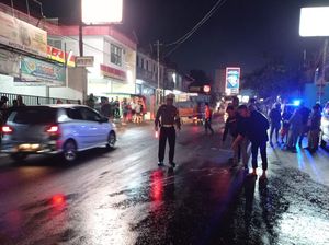 Jatuh Usai Tabrak Penyeberang, Pemotor di Sukabumi Tewas Terlindas Truk