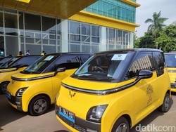 Golkar Bagi-bagi Mobil Listrik ke Pengurus Elitenya: Panaskan Mesin Politik