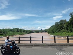 Pintu Waduk Gajah Mungkur Dibuka, Sinyal Waspada Luapan Bengawan Solo