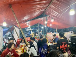 Ramainya Steak Kaki Lima Meat A Meat di Sunter