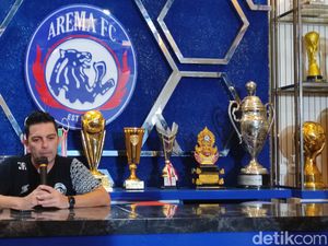 Javier Roca Ungkap Kondisi Mental Pemain Arema FC Usai Tragedi Kanjuruhan Javier Roca Ungkap Kondisi Mental Pemain Arema FC Usai Tragedi Kanjuruhan