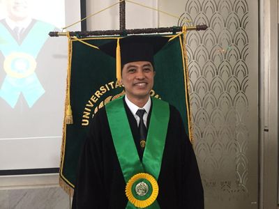 Potret Wamenkes Resmi Jadi Salah Satu Guru Besar Termuda di FKUI