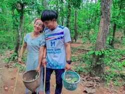 Kisah Pria 19 Tahun Tunangan dengan Nenek 56 Tahun, Akan Segera Menikah