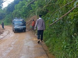 Sempat Terputus, Akses Jalan di Banjarwangi Garut Bisa Diakses Lagi