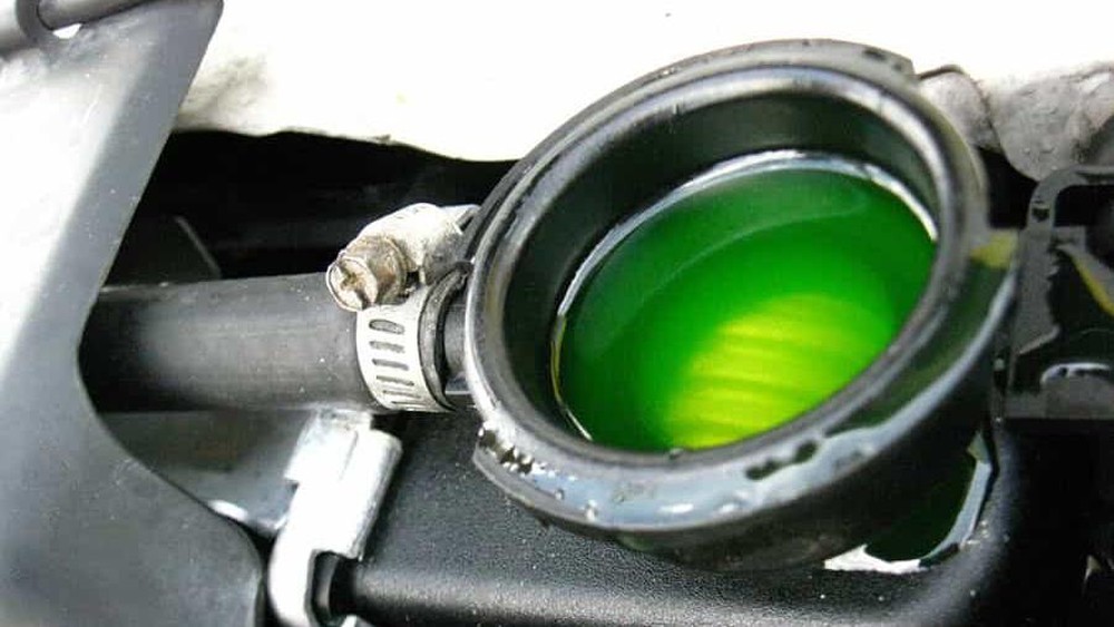 Overheat Ancam Mobil Anda