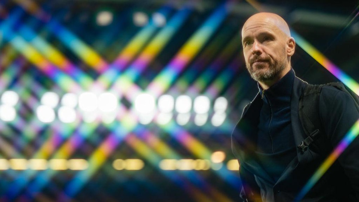 Erik ten Hag enggan mengomentari transfer Cody Gakpo ke Liverpool. (Foto: Manchester United via Getty Imag/Ash Donelon)