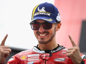 Duo KTM Angkat Topi buat Francesco Bagnaia Duo KTM Angkat Topi buat Francesco Bagnaia