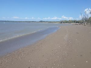 Pantai Sulamanda Kupang, Surga Bahari Sambil Nikmati Sopi Khas Timor Pantai Sulamanda Kupang, Surga Bahari Sambil Nikmati Sopi Khas Timor