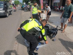 Diduga Mengantuk, Kakek Pemotor di Magetan Tewas Tertabrak Pikap