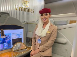 Bocoran Pramugari Emirates, Gaji dan Fasilitas Selangit!