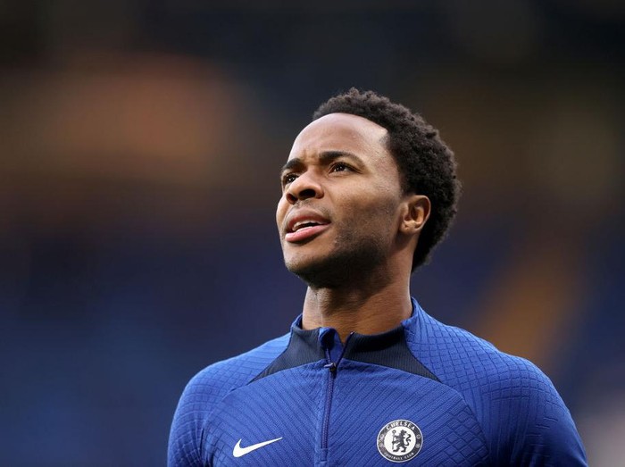 LONDON, ENGLAND - OCTOBER 22:  Raheem Sterling of Chelsea during the Premier League match between Chelsea FC and Manchester United at Stamford Bridge on October 22, 2022 in London, England. (Photo by Robin Jones/Getty Images)