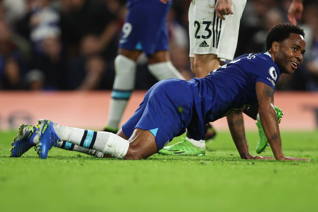 LONDON, ENGLAND - OCTOBER 22:  Raheem Sterling of Chelsea during the Premier League match between Chelsea FC and Manchester United at Stamford Bridge on October 22, 2022 in London, England. (Photo by Robin Jones/Getty Images)