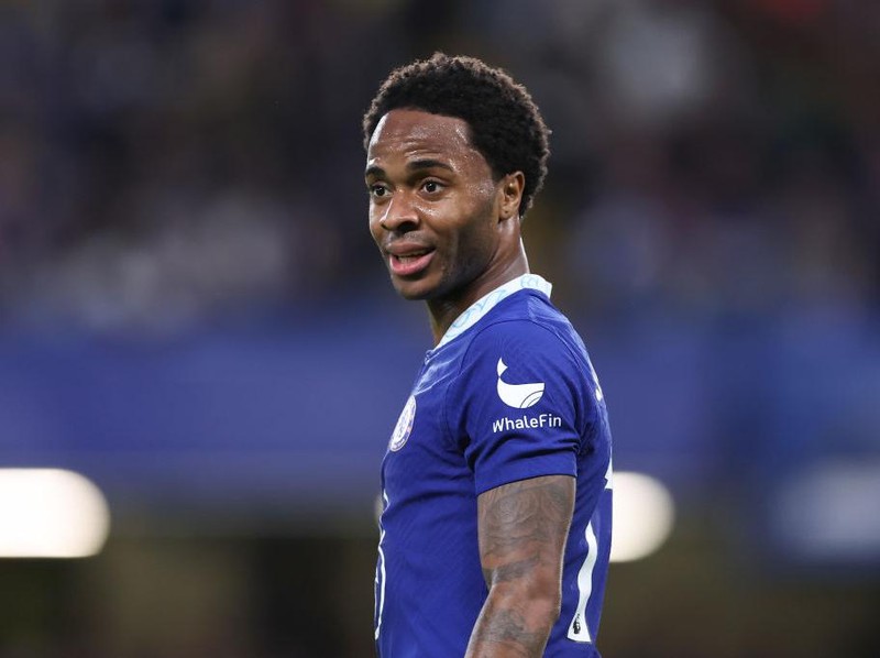 LONDON, ENGLAND - OCTOBER 22:  Raheem Sterling of Chelsea during the Premier League match between Chelsea FC and Manchester United at Stamford Bridge on October 22, 2022 in London, England. (Photo by Robin Jones/Getty Images)