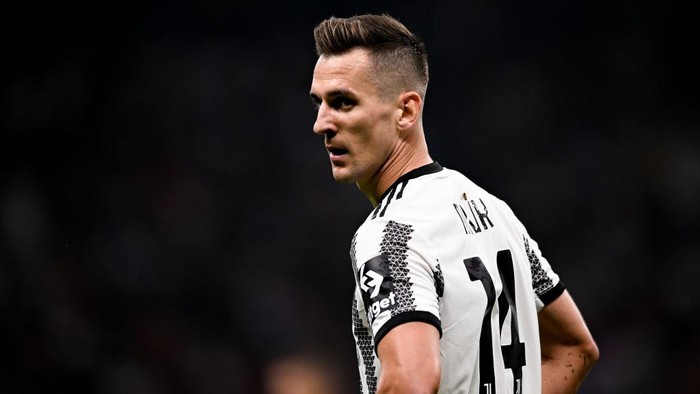 MILAN, ITALY - OCTOBER 08: Arkadiusz Krystian Milik of Juventus looks on during the Serie A match between AC Milan and Juventus at Stadio Giuseppe Meazza on October 08, 2022 in Milan, Italy. (Photo by Daniele Badolato - Juventus FC/Juventus FC via Getty Images)