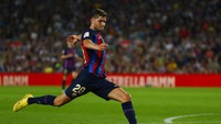 Barcelana menggandakan keunggulan menajadi 2-0 lewat  Sergi Roberto di menit ke-18. AP Photo/Joan Monfort.