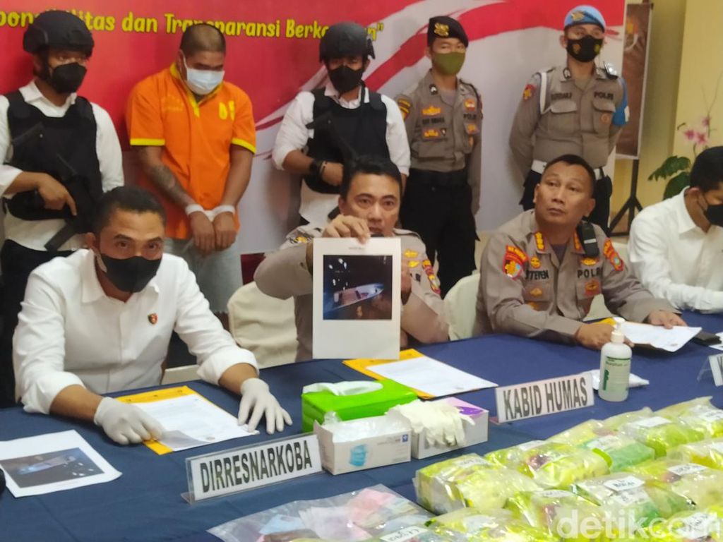 Polisi Gagalkan Penyelundupan 26 Kg Sabu Jaringan Internasional di Batam