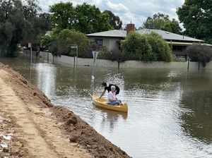 Dunia Hari Ini: Banjir di Australia Kembali Memakan Korban Tewas Dunia Hari Ini: Banjir di Australia Kembali Memakan Korban Tewas