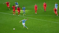 Kedua golnya lahir di babak pertama. Foto: Manchester City FC via Getty Ima/Tom Flathers