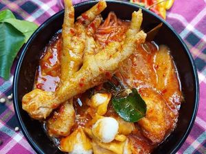 Cara Membuat Seblak Kuah Pedas yang Enak dan Gurih Cara Membuat Seblak Kuah Pedas yang Enak dan Gurih