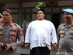 Cerita Kapolsek di Purwakarta yang Bangun Pesantren Gratis