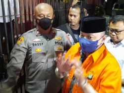Beda Irjen Teddy Minahasa Vs AKBP Doddy Cs soal Sabu Ganti Tawas