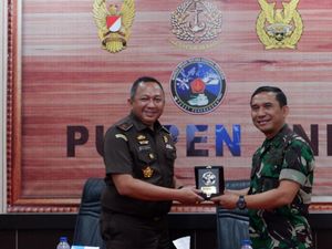 Kapuspenkum Kejagung Kunker ke Puspen TNI, Bahas Transformasi Digital