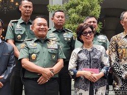 Jenderal Dudung Bicara Gaya Kepemimpinan di Depan Mahasiswa UGM