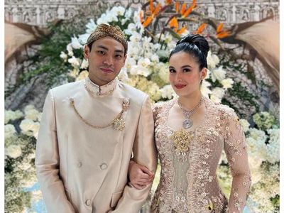 10 Kebaya Tunangan Artis dari Klasik Sampai Megah, Bisa Jadi Inspirasi