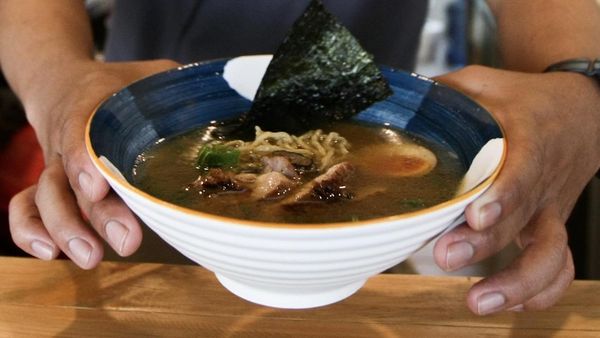 Menikmati Makanan Khas Jepang di PIK