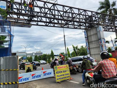 Perbaikan Gapura Kota Tangerang Mulai Terlihat Bentuknya