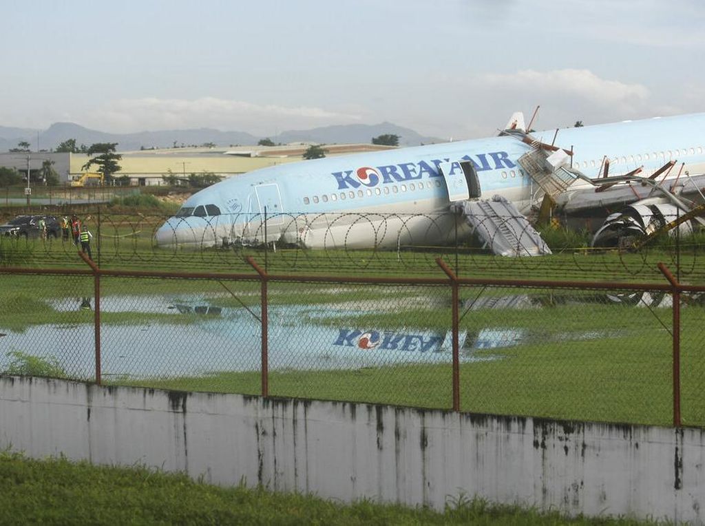 Korean Air Kebablasan saat Mendarat di Bandara Filipina, Begini Kondisinya Korean Air Kebablasan saat Mendarat di Bandara Filipina, Begini Kondisinya