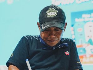 Cerita Pidi Baiq Awal Nulis Drunken Monster, Ngaku Asal-asalan Cerita Pidi Baiq Awal Nulis Drunken Monster, Ngaku Asal-asalan