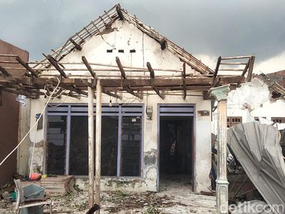 Potret Kerusakan Akibat Terjangan Puting Beliung di Sidoarjo