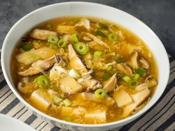 3 Resep Sup Tahu Kuah Bening yang Gurih Segar Untuk Makan Siang