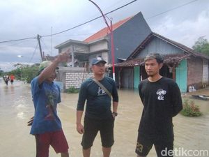 Pemkab Gresik Disebut Tak Serius Bangun Tanggul, Omongan Warga Tak Didengar Pemkab Gresik Disebut Tak Serius Bangun Tanggul, Omongan Warga Tak Didengar
